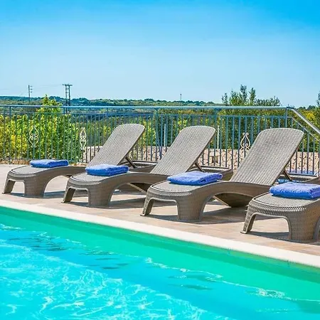 Sleeps 6 Pool Air Con Wifi فيلة Karavádhos