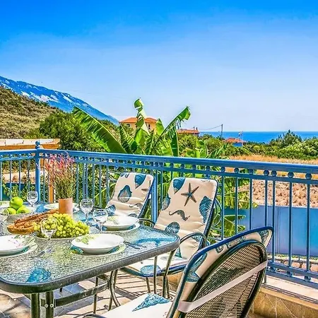 فيلة Sleeps 6 Pool Air Con Wifi Karavádhos